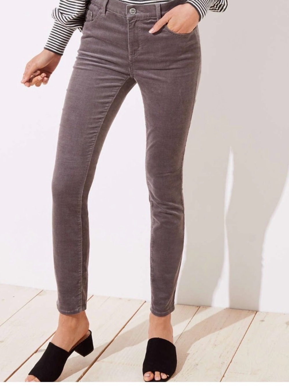 LoftCorduroy Skinny pants in Dark Gray - size 25/0